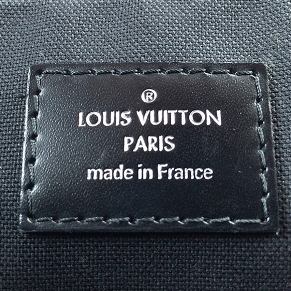 Louis Vuitton Damier Graphite District PM Crossbody Shoulder Bag - Picture 9 of 9